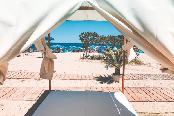 Villas en Menorca: tu casa de vacaciones frente al mar